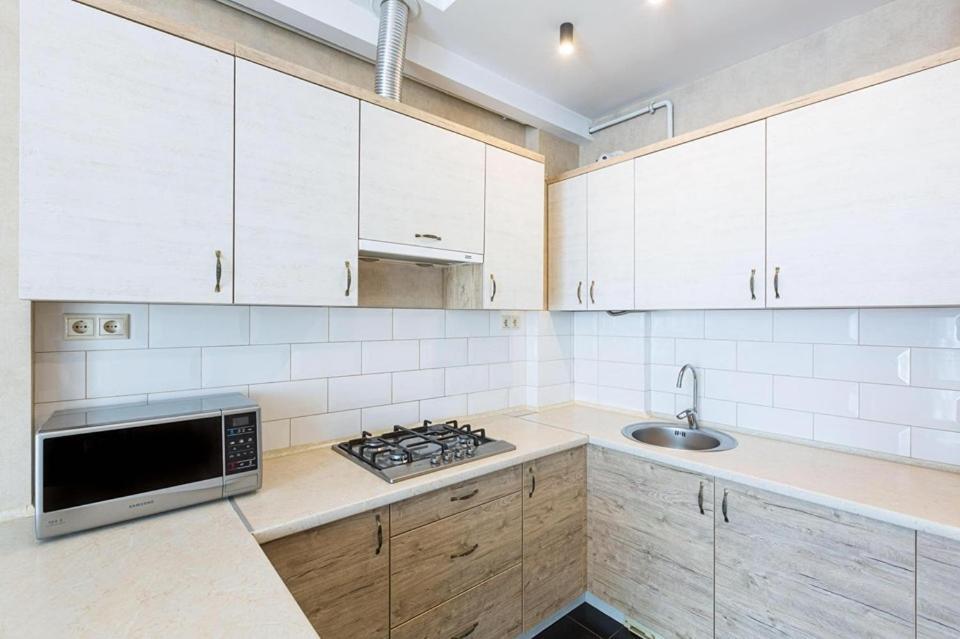 Цехова 1 Apartman Lviv Kültér fotó