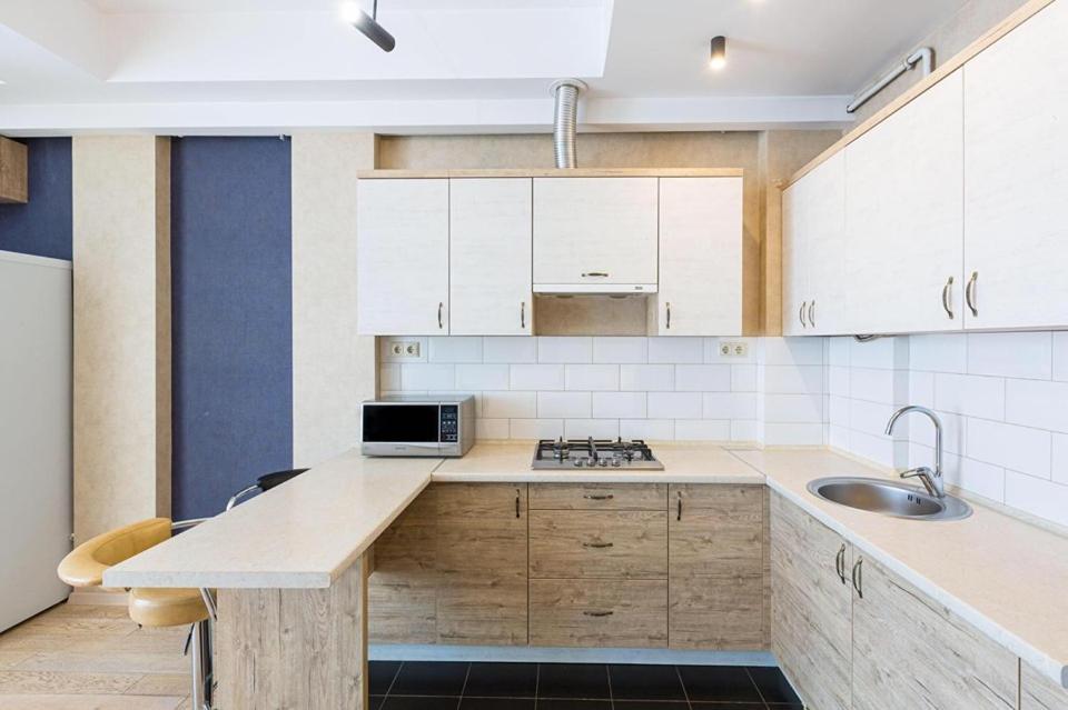 Цехова 1 Apartman Lviv Kültér fotó